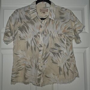 Philosophy Short Sleeve Flowy Raw Hem Blouse Size S
